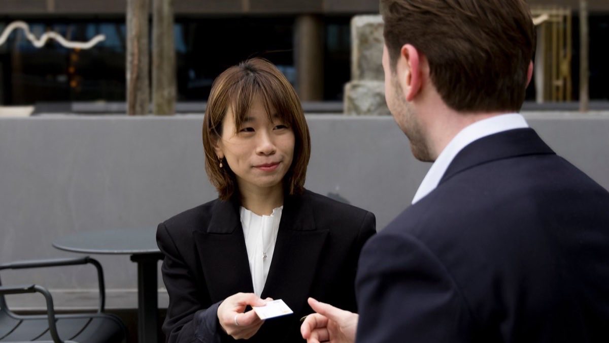 Business Card Statistics: The 88% Myth, Traced to Source
