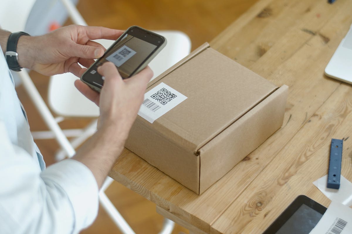 QR Codes for Product Packaging: Labels, Inserts & Smart Packaging (2026 Guide)