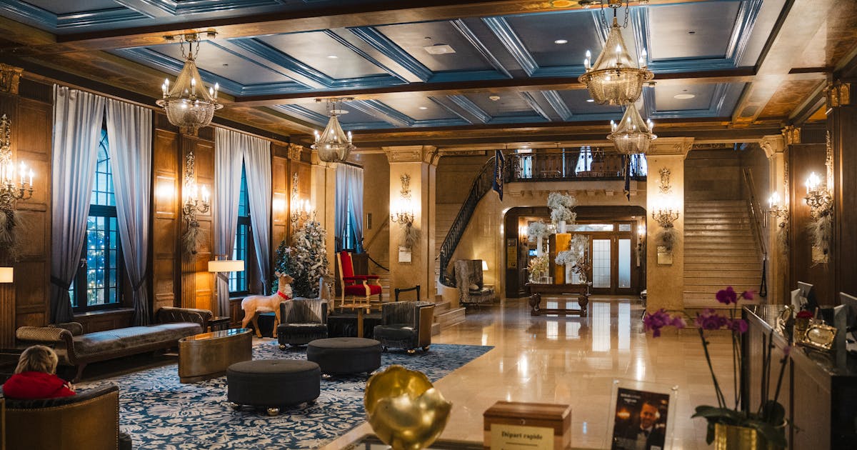 QR Codes for Hotels & Hospitality (2026)