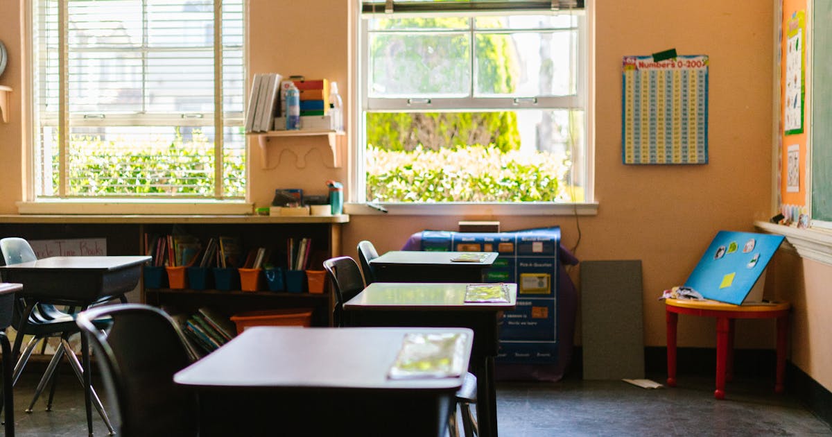 QR Codes for Schools & Education (2026)